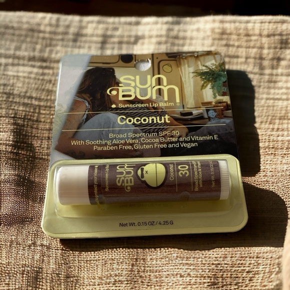 ✔️ SUN BUM Coconut Vegan Lip Balm SPF30 Sun Protection With Aloe New Sealed - Picture 2 of 5
